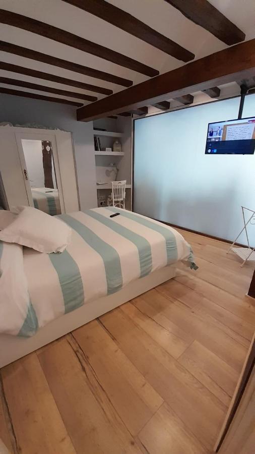 Precioso Apartamento Al Lado De La Catedral Burgos Bagian luar foto